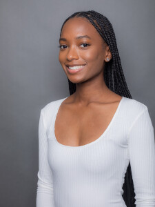 Bruce_Olivia_headshot(b)-802b7220